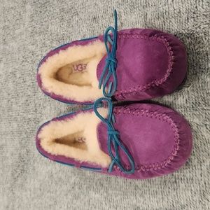 Ugg Dakota Slipper